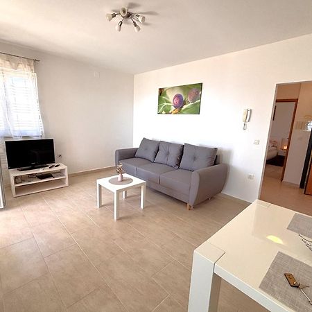 Apartments Quarnero Rabac Exterior photo