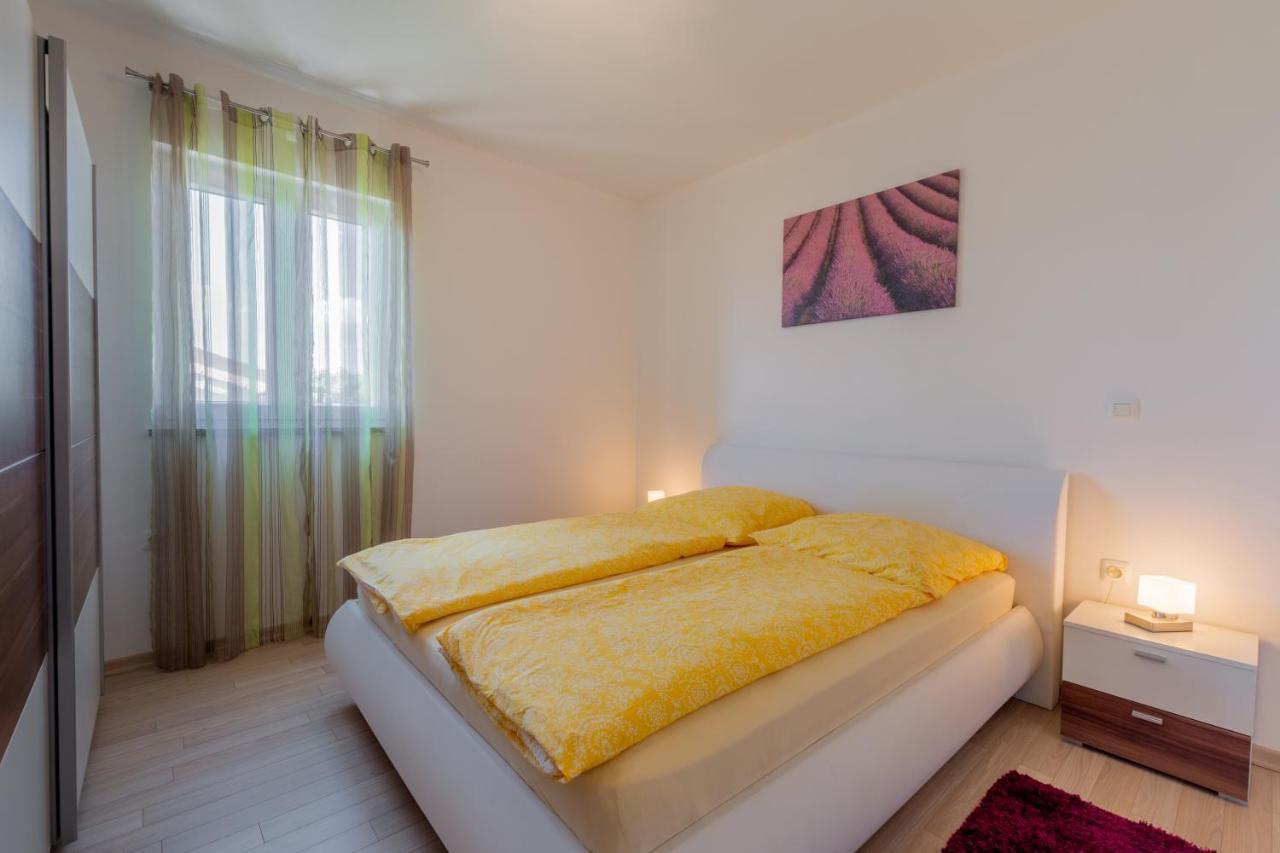 Apartments Quarnero Rabac Exterior photo
