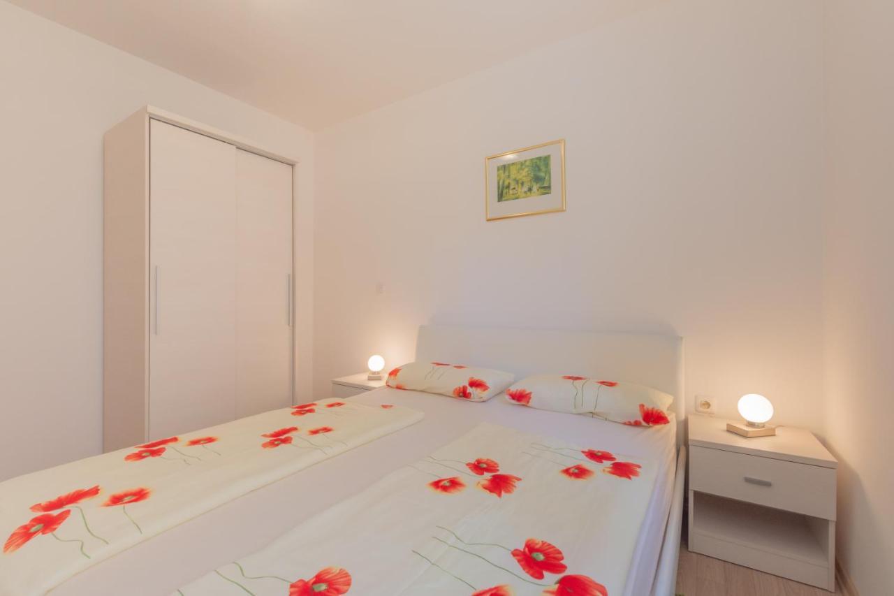 Apartments Quarnero Rabac Exterior photo